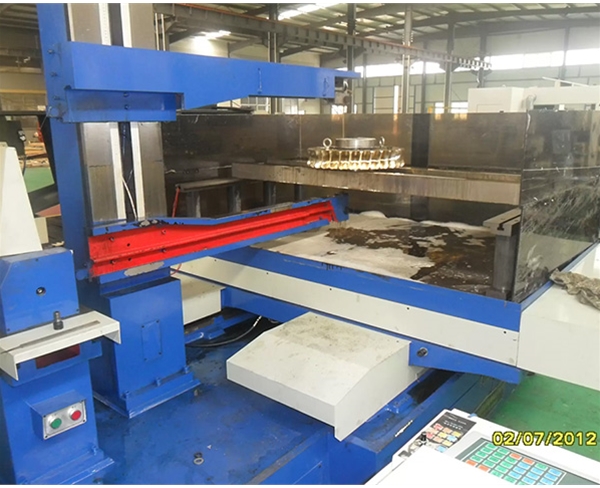 大型數控線切割，最大加工1米，承重4噸